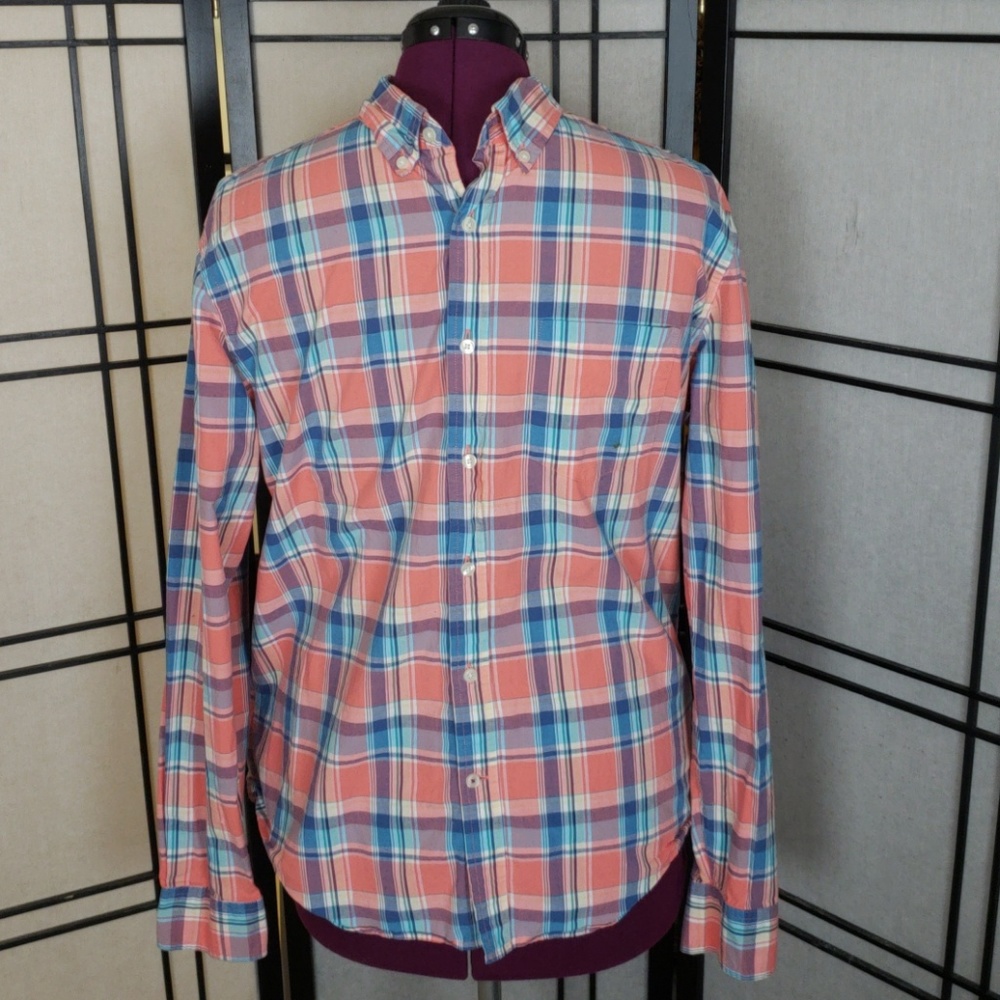 American Eagle Mens Athletic Fit Button Down Shirt